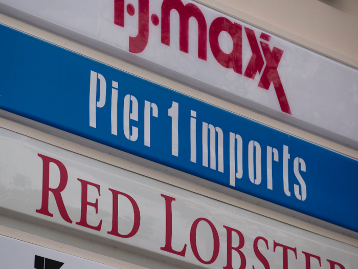 In 1993, Pier 1 opened its first store in Puerto Rico. It then spent the rest of the decade focused on international growth.