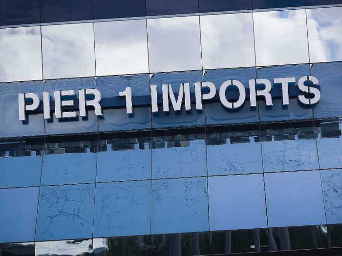 In 1966, Pier 1 moved its headquarters to Dallas, Texas. By then, the company had expanded to 16 locations and begun to increase its product assortment.