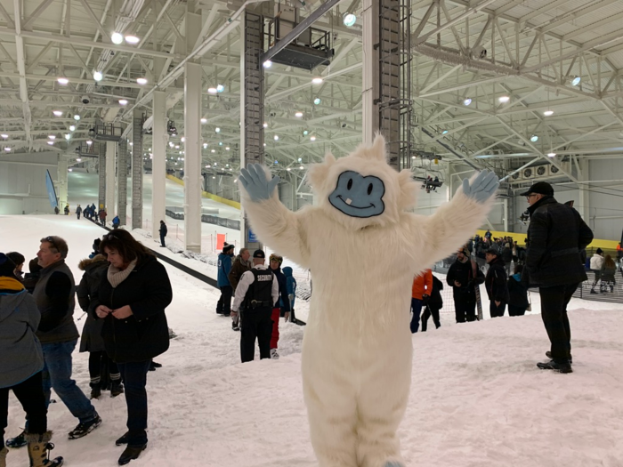 Once I polished off my treats, I headed back to the locker room, but not before saying goodbye to Big Snow