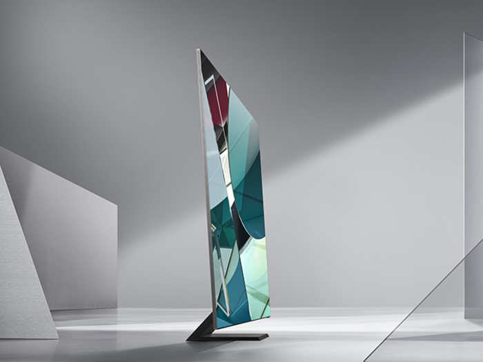 The Samsung Q950 is super-thin, with an almost 99% screen-to-body ratio, meaning there are barely any distracting edges or bezels.