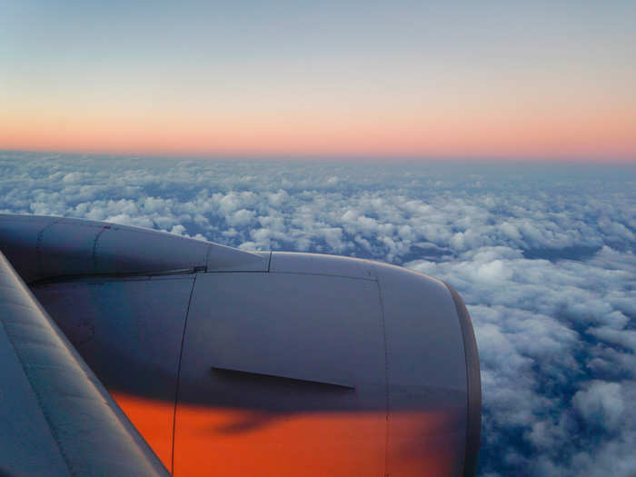 It got darker as we approached the airport, and I was glad I got to be in the air for the entire sunset.