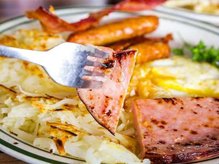 My previous diner breakfasts had made me question the presence of ham in breakfast platters. The ham I received had always been a thick, boring cut of the boiled stuff. But Norms showed me that simply frying up the ham makes a whole world of difference.