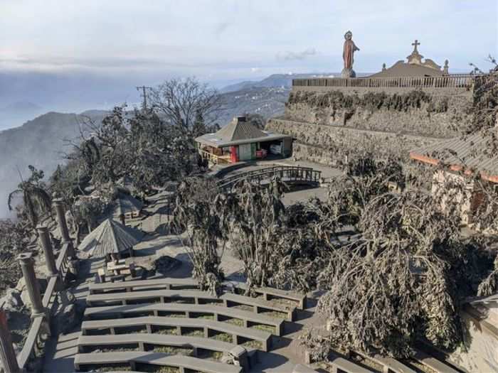 The areas surrounding the volcano have been covered by a thick layer of ash and toxic smoke. The health department asked people to stay indoors or use masks and glasses in case they step out.