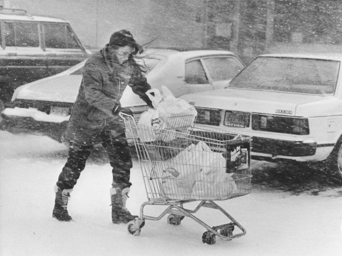 In 1983, Plainview, New York, resident Debbie White pushed her groceries through a snowstorm.