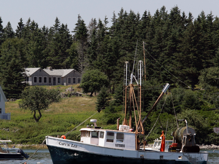 In July 2007, Roberts was hospitalized after he had a seizure while at his holiday home in Maine. He had one 14 years earlier, but the cause was unknown. He fully recovered.