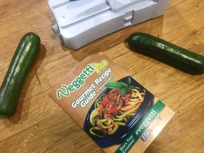 The Veggetti Pro came with a plastic vegetable spiralizer and an instruction manual, which also contained a multitude of recipes on how to use the device.