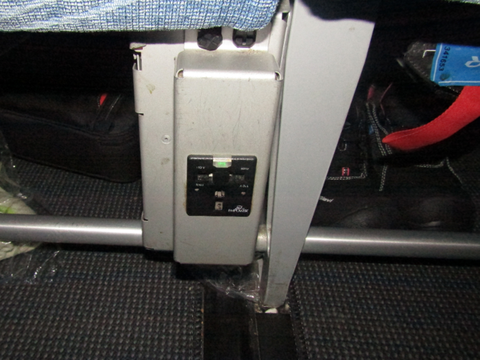 The seats did have power outlets for 110v AC plugs, but mine didn