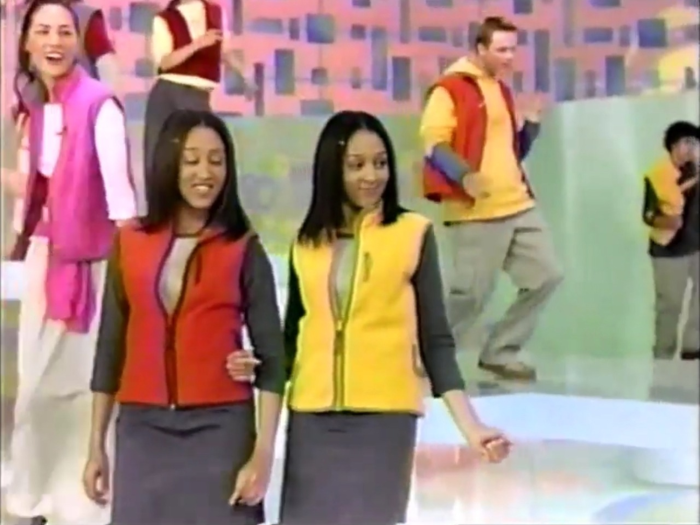 In the coming years, Old Navy would feature many popular stars of the time, including twins Tia and Tamera Mowry in a 1999 performance fleece commercial.