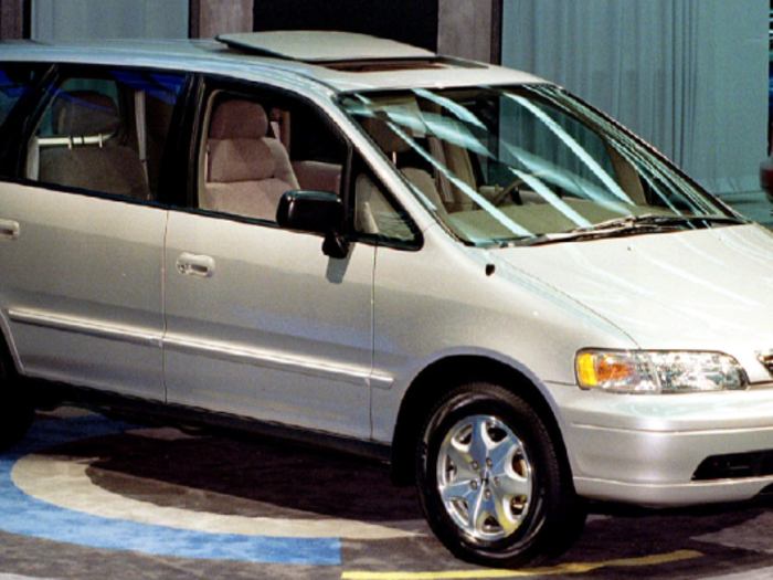 11. Honda Odyssey  — keep for 15 years or longer by 11.6% of owners