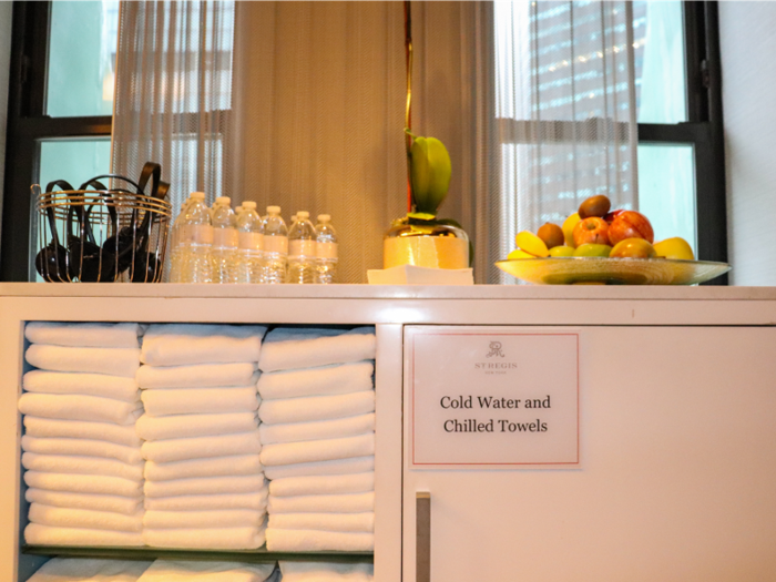 The fitness center offered both chilled and room temperature bottled water, fresh fruits, headphones, and chilled towels.