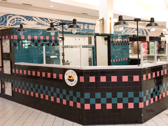 As malls become less visited year after year, many outdated food stalls have become abandoned in "dead malls."