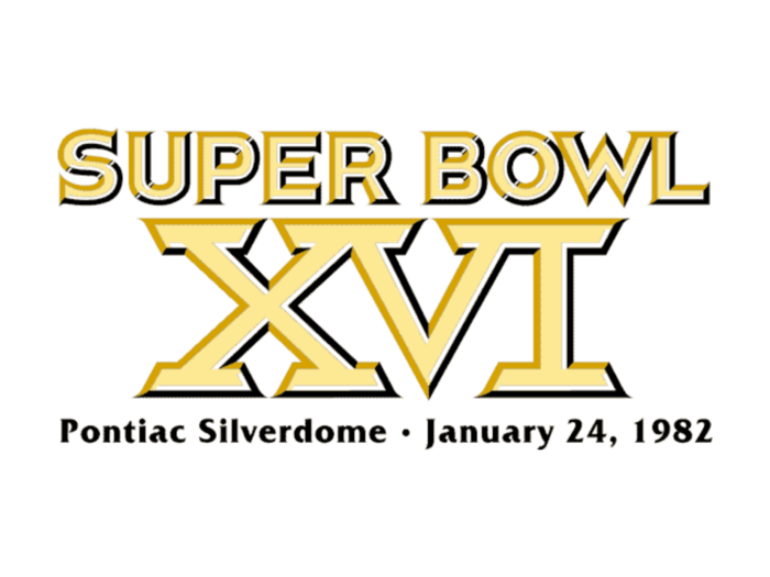 1982: The San Francisco 49ers beat the Cincinnati Bengals 26-21 at the Pontiac Silverdome in Pontiac, Michigan.