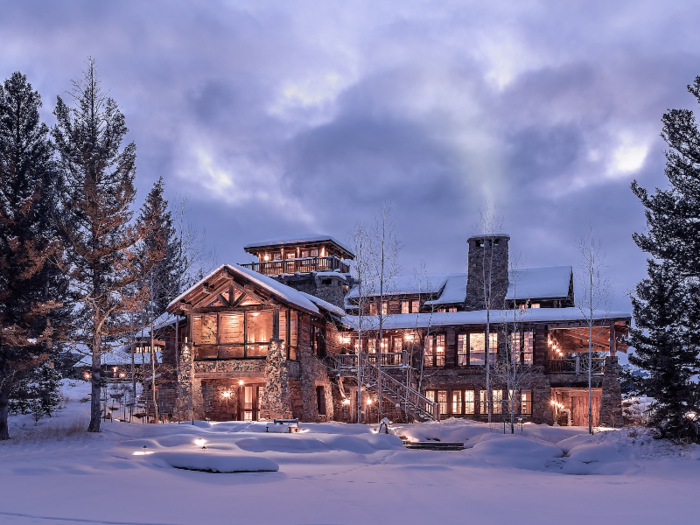 Perched on top of a ridge overlooking 160 acres of mountains and meadows, the Great Point Lodge is about a 20-minute drive from the ultra-exclusive Yellowstone Club.