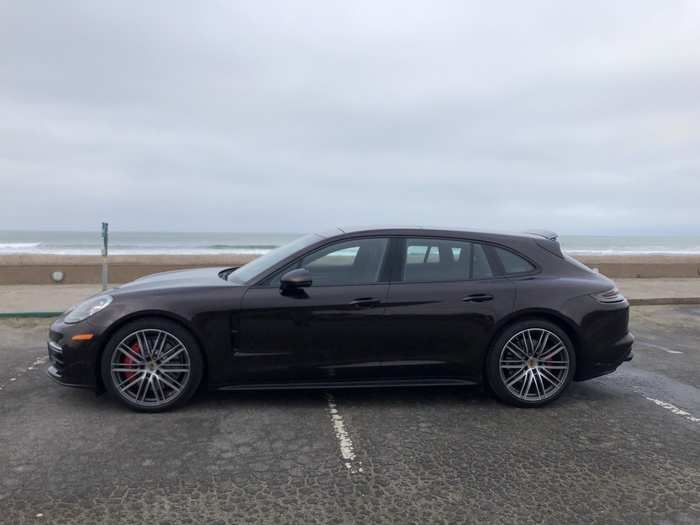 The Sport Turismo treatment solves the problem of the Panamera