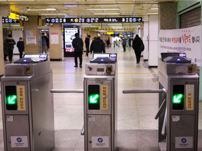 The first step of falling in love with the Seoul subway system is figuring out how to pay.