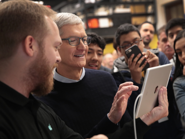 12. Apple CEO Tim Cook took 1 day and 20 hours to earn what a typical employee made in a year.