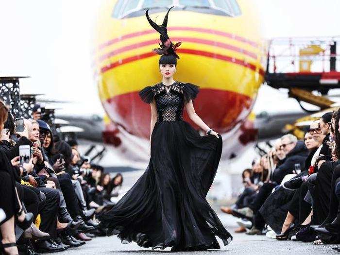 The entire show took place with a backdrop of DHL