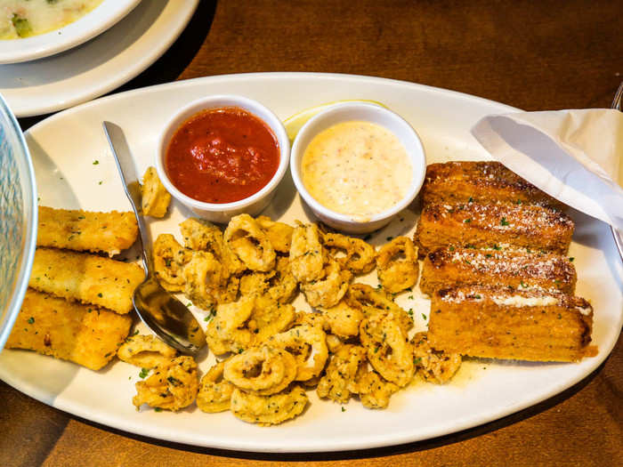 The sampler ($17.29) comes with a choice of three appetizers. We chose calamari, mozzarella sticks, and lasagna fritta.