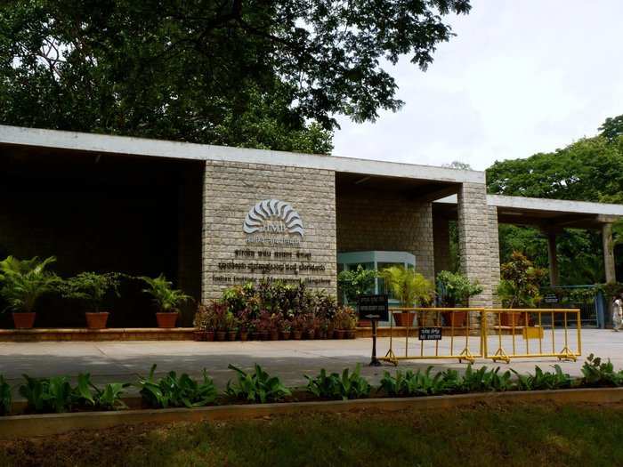 ​IIM Bangalore — 500 job offers in 3 days