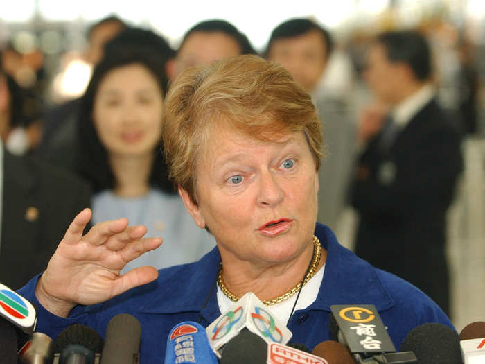 All of the prohibitive measures began to pay off. In June, SARS started to slow down. WHO Director General Gro Harlem Brundtland said, "We have seen SARS stopped dead in its tracks."