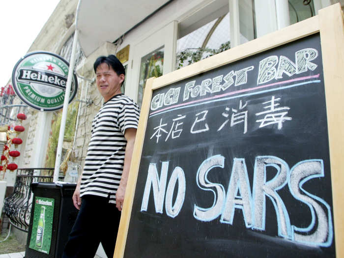 On May 15, the Chinese government increased measures to beat SARS. It threatened to execute anyone who intentionally broke quarantine. About 11,000 people were confined to their homes or hospitals.