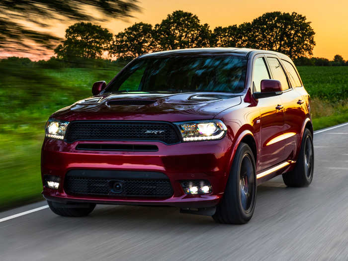 8. Dodge Durango SRT — 30/100