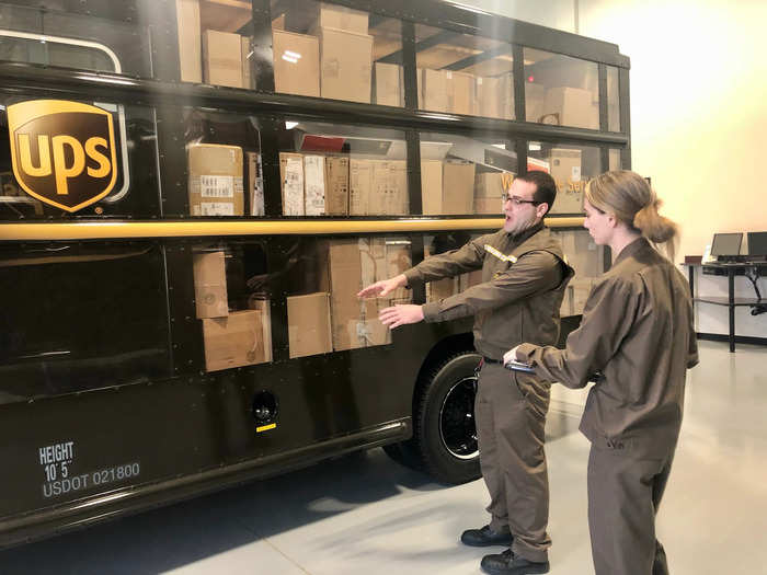 We spotted some students practicing pre-trip and post-trip assessments on this truck, which is a bumper-to-bumper check on any potential vehicle problems, scratches, or other issues.