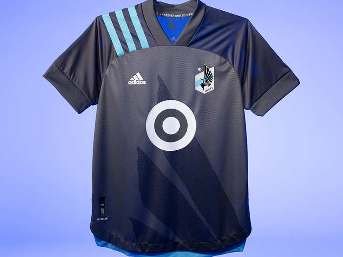 22. Minnesota United — The Loon is the state bird of Minnesota, and its the main feature on its soccer team