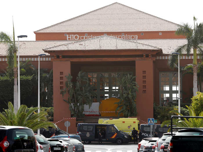 The H10 Costa Adeje Palace, which is a four-star hotel chain on the coast of Adeje, was officially quarantined on Tuesday.