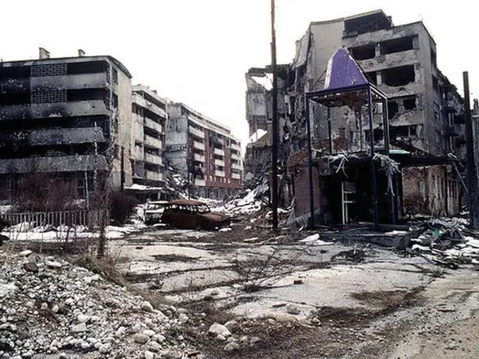 1996: The Siege of Sarajevo is lifted.