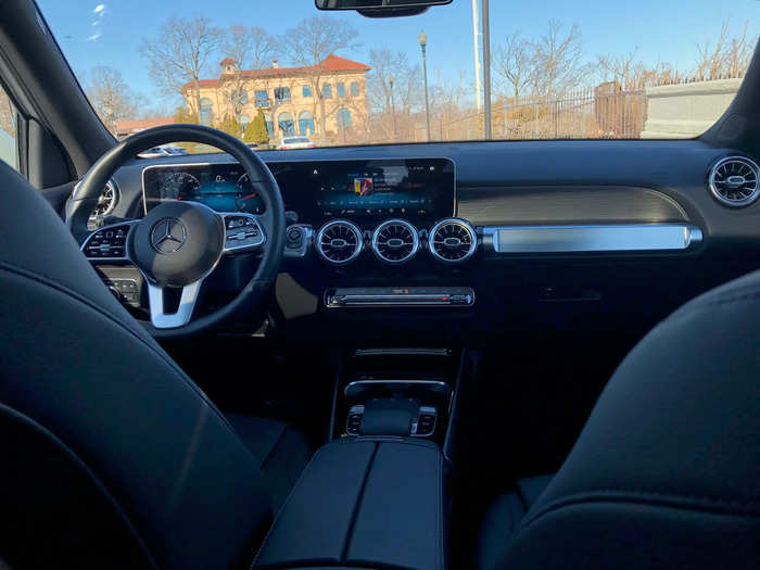 The GLB enjoys a 10.25 instrument cluster continuously joined to a 10.25-inch infotainment screen, plus some too-subdued-for-my taste "Black Linden" wood trim.