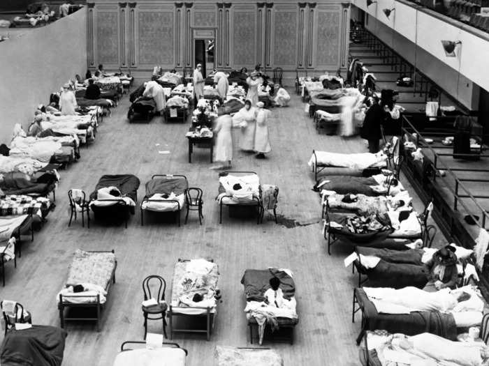 The first strain of the flu was originally called "the three-day fever" and was typically described as a heavy cold. Although the flu spread around the world in just a few weeks, it seemed to have died down by the end of the summer.