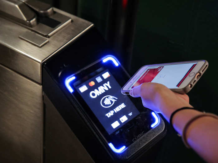 Apple and Google Pay can also be used on some public transportation. In the US, use it at certain New York MTA stations, and on transit it Portland, Oregon.