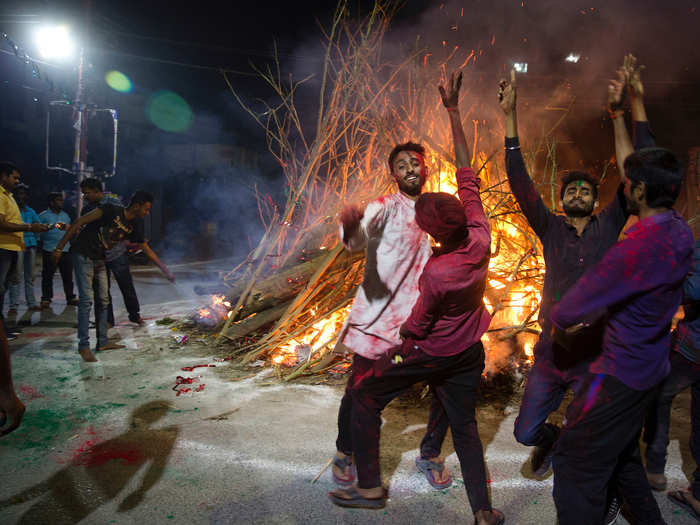 This year, at least two communities in India decided to burn effigies of the coronavirus as part of the "Holika Dahan" ritual, which takes place on the first day of Holi and signals the triumph of good over evil.