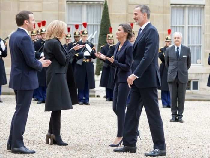 French President says Namaste to Spanish King Felipe VI