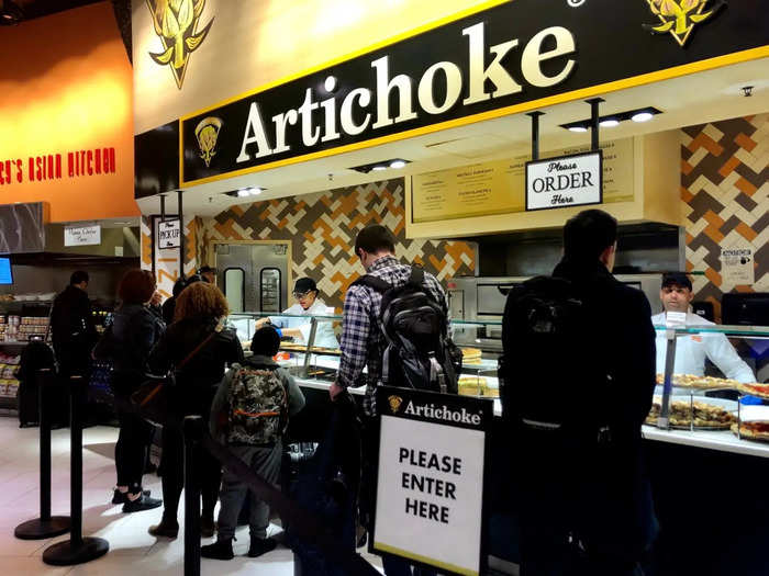 I was surprised to find a fair amount of people waiting in line at the food court.