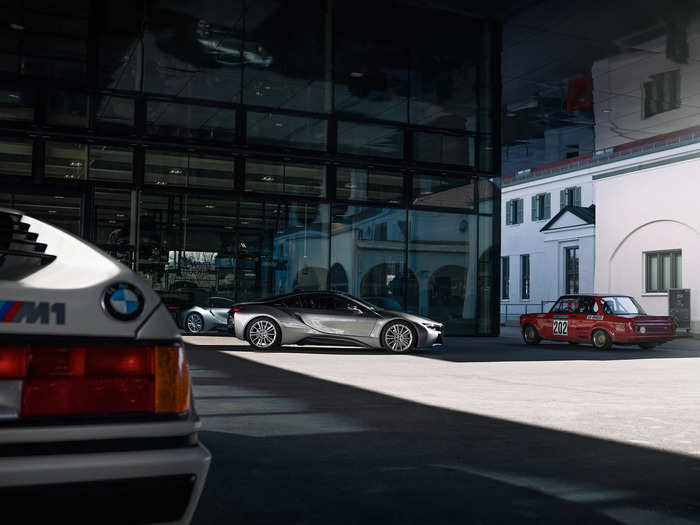 … which are a nod to the gull-wing doors found on the BMW M1, the brand’s last mid-engine production car before the i8.