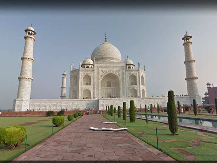 2. The Taj Mahal in Agra, India is a lasting example of 17th century Mughal architecture.