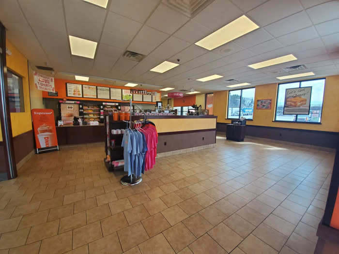 The tables and chairs were removed from inside the Dunkin to drive the point home. I paid for the coffees with Samsung Pay on my phone, so I didn