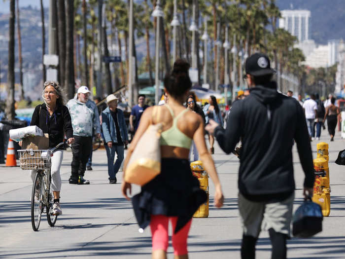 On March 22, Los Angeles closed city parks and parking at city beaches. "This weekend we saw too many people packing beaches, trails and parks," LA Mayor Eric Garcetti tweeted.