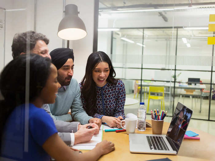 The director of global communications at Prezi uses video calls to increase the focus of employees who cannot make in-person meetings