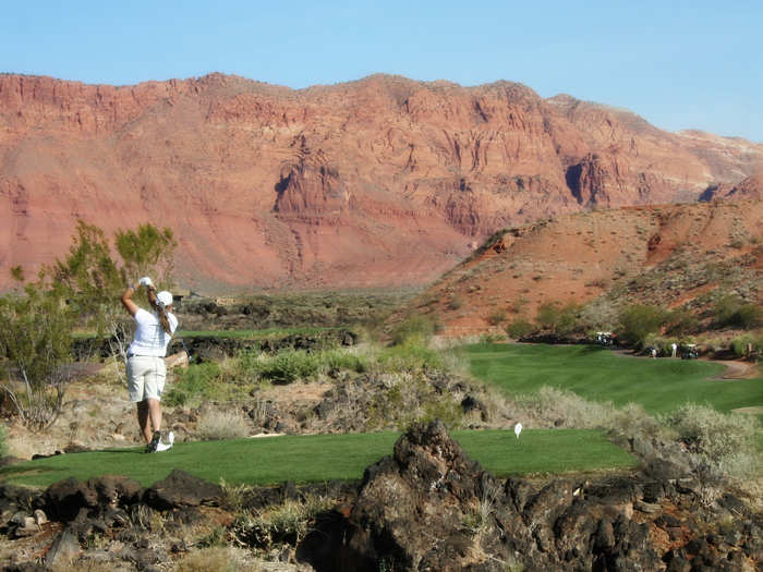 Golf courses remain open in Arizona, despite backlash from five mayors across the state. Arizona has over 300 golf courses, and January through April is regarded as peak season.