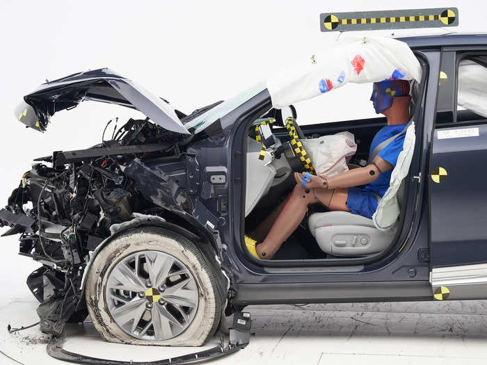 CLAIM 2: Fuel-efficient cars are like "papier-mâché" in crashes