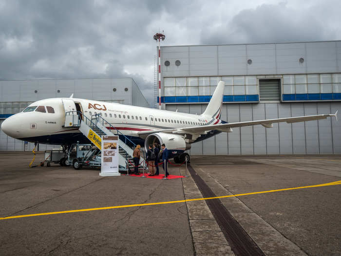 Cabinet Alberto Pinto, in its 50 years of operations, has designed the interior of multiple Airbus ACJ320 family aircraft, including the ACJ319.