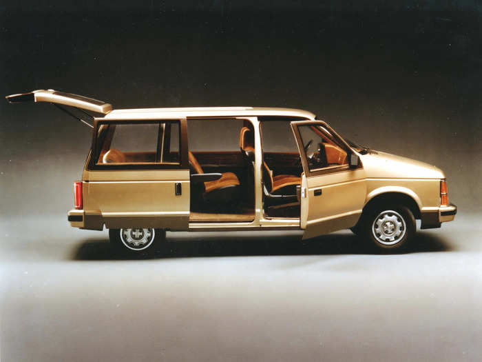 The Caravan and Voyager combined traditional van with station wagon, making them a strong challenger to the latter.