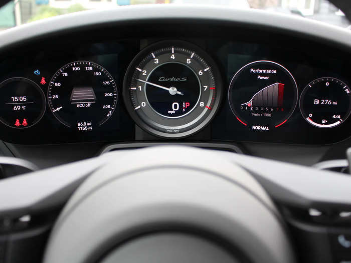 The combination digital-analog instrument cluster should be familiar to any Porsche enthusiast.