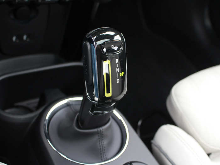 The transmission is a one-speed unit, managed with this straightforward toggle.