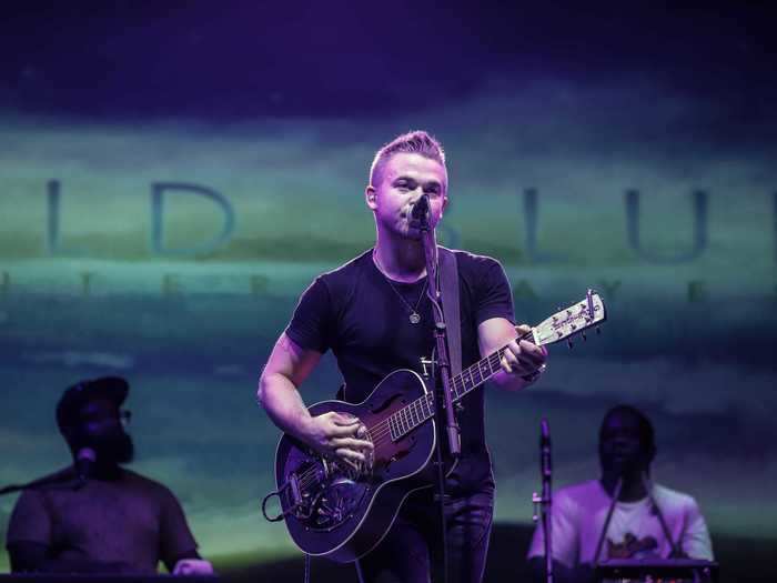 Hunter Hayes also streamed a performance from a Nashville warehouse.