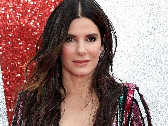 Sandra Bullock donated 6,000 masks to Children