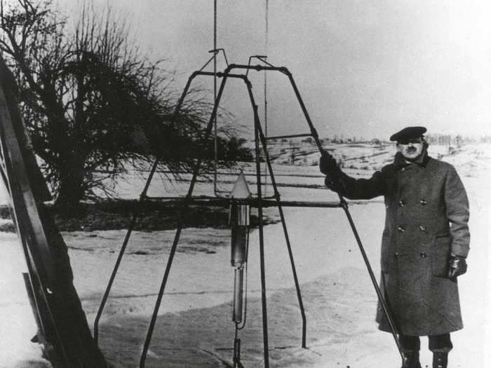 ... scientist Robert Goddard launched the first successful liquid fuel rocket ...